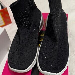 Elegant Black Women's Knit Sneakers